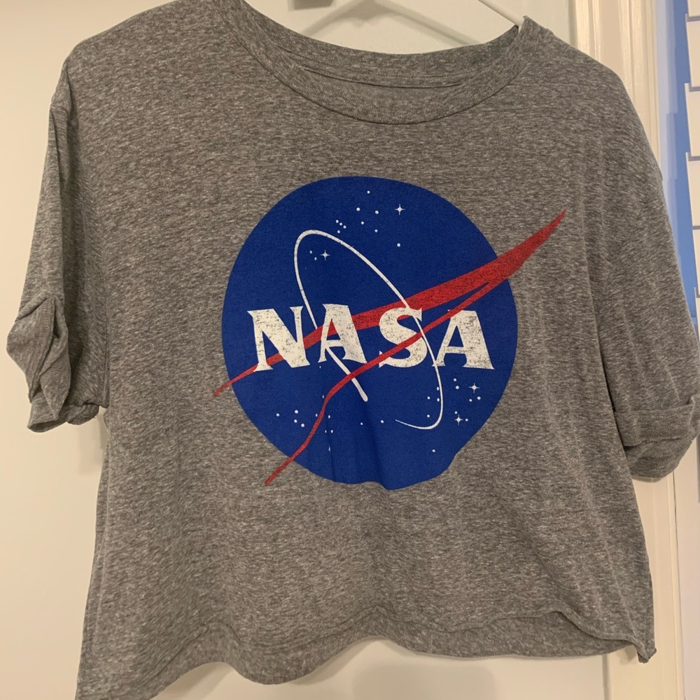 Grey Cropped NASA t-shirt
